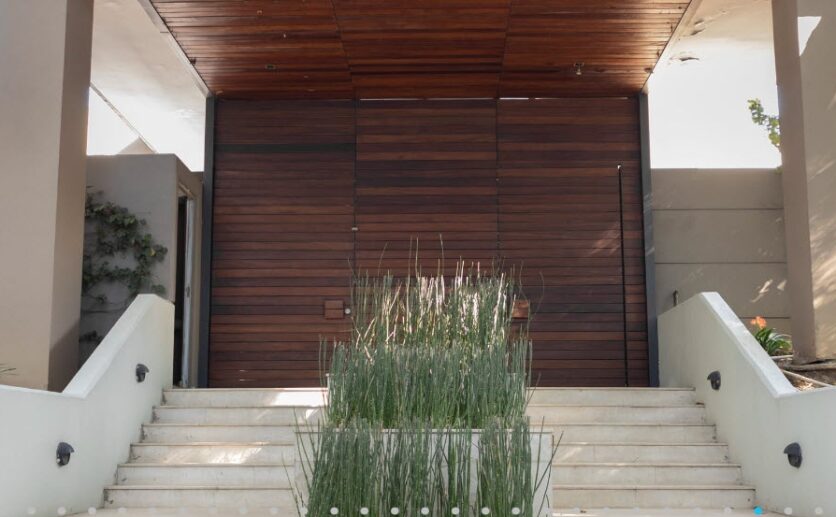 httpsrqprodassets.s3.amazonaws.comimagesuploads5gallerycropped8ab02d80647bd92f090dd9c5a757a434e80f450a